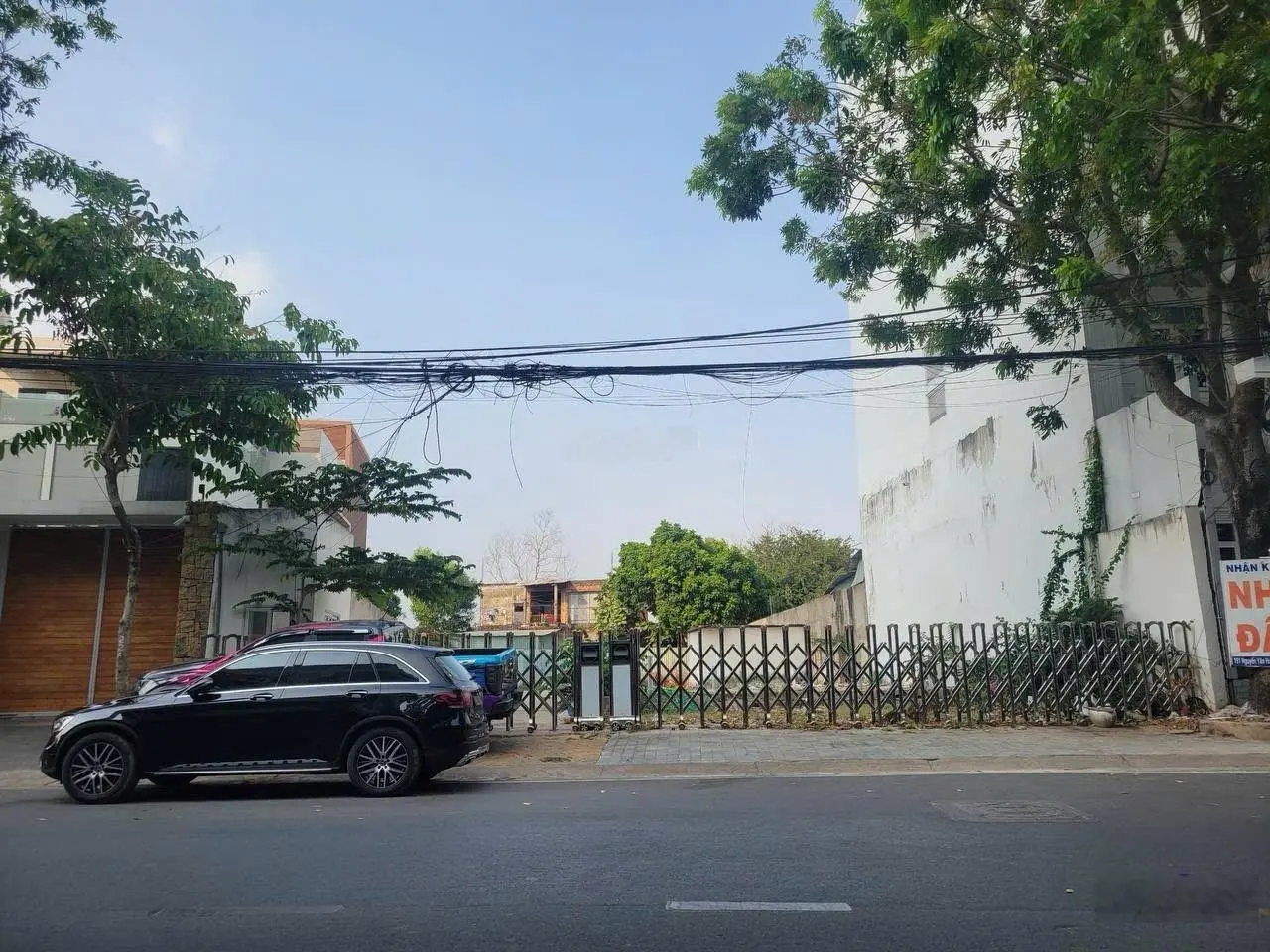 Bán gấp cắt lổ đất MT Nguyễn Văn Hưởng, DT 816m2 full thổ cư 0909 924 ***