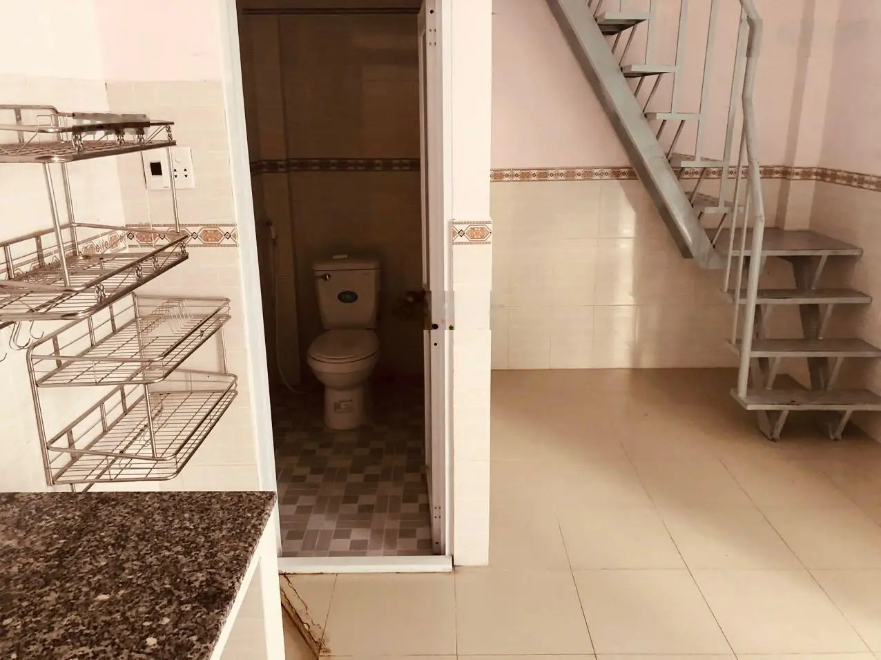 Bán gấp 105 m2 có sẵn 4 Căn nhà trọ Lớn.. Thu nhập 15 Triệu.. Đường số 30 P. Linh Đông TP Thủ Đức