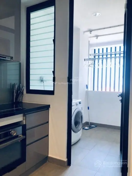 Bán căn hộ D1 Mension, 3 phòng ngủ, 90m2, full nội thất, có sổ hồng riêng, giá 10 tỷ 9 TL