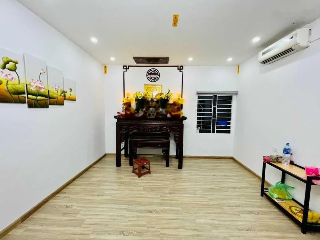 Chính chủ gửi bán, hàng tuyển, TT Ba Đình, nhà đẹp, full nội thất, DT 40m2, 4tầng, 6.5tỷ