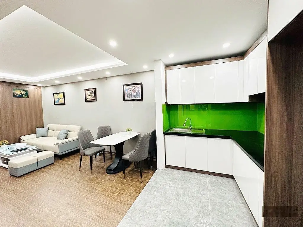 3,1 tỷ . 90m2 .Tập thể Đồng Xa , 3 ngủ , 2WC , 2 ban công