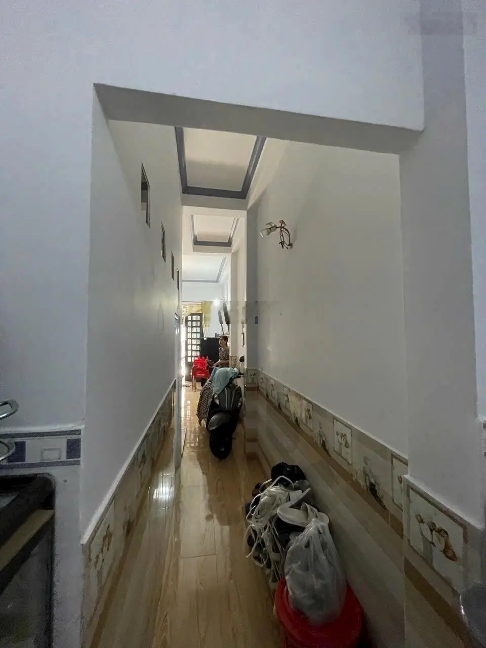 Nhà trệt lầu gần Vincom Tp. Dĩ An. DT: 59m2. Đường 5m. 3 phòng ngủ, DT: 59m2. Giá: 2.990 tỷ TL