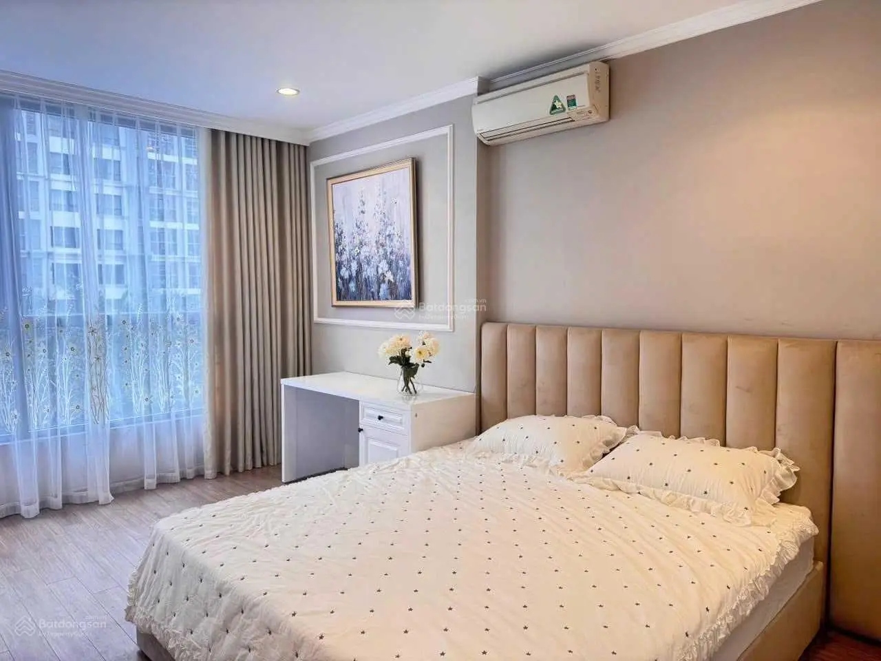 Em bán gấp căn góc 3PN - Times City, tầng trung, ban công Đông Nam, diện tích 105m2 giá chỉ 8 tỷ