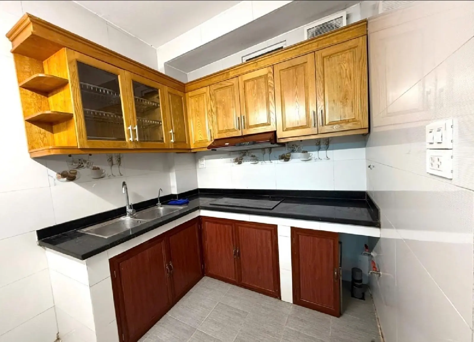 Siêu hot ! bán nhà t.t tầng 1 doãn kế thiện 70m ,kd tốt ,oto đỗ cửa ,tặng nt, ở ngay ,chỉ 3,95 tỷ