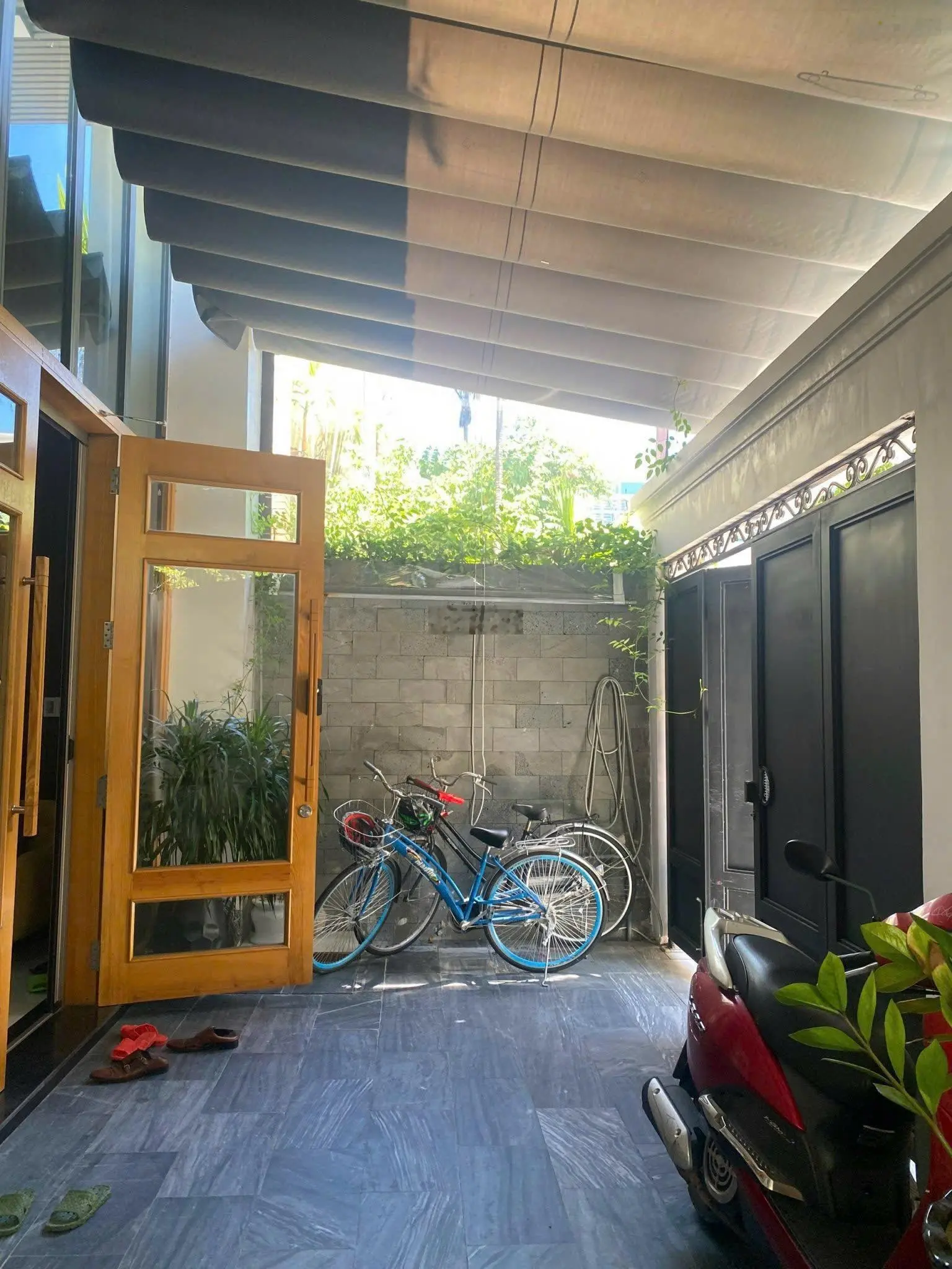 Bán toà căn hộ 4 tầng đường Bùi Viện, Hoà Cường Nam, Hải Châu dòng tiền ổn định 60tr/ tháng