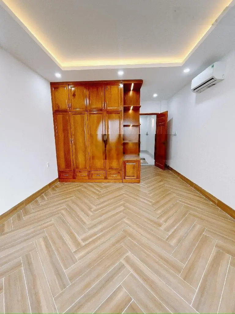 MT đường 85 Tân Quy nhà mới có thang máy 6 lầu 7wc sổ hoàn công chuẩn kinh doanh dc mọi ngành nghề