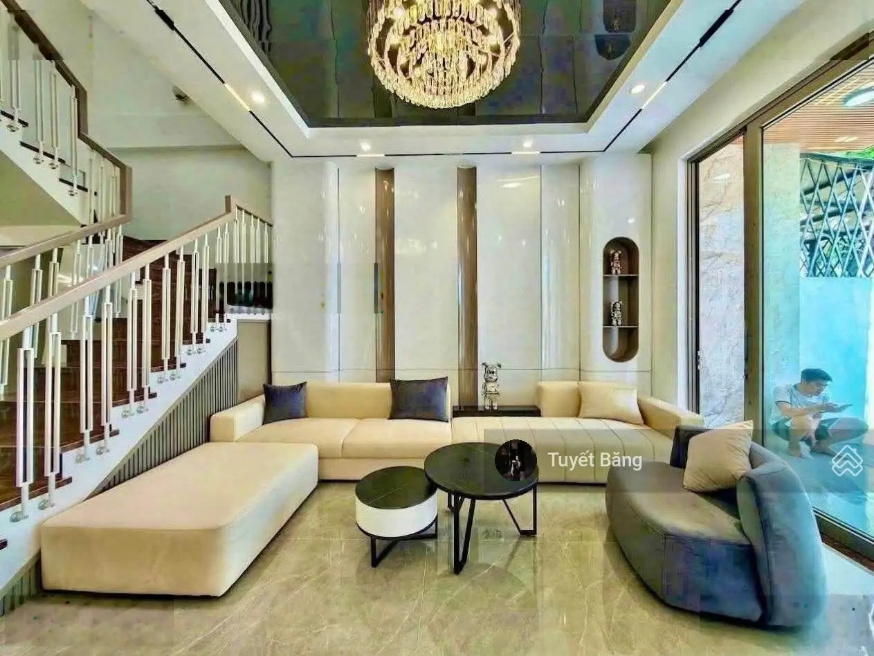Nhà đẹp giá rẻ Đ.Số 19,P.Hiệp Bình Phước, Tp.Thủ Đức. Giá chỉ 2 tỷ 8.Liền kề chợ Bình Phước.