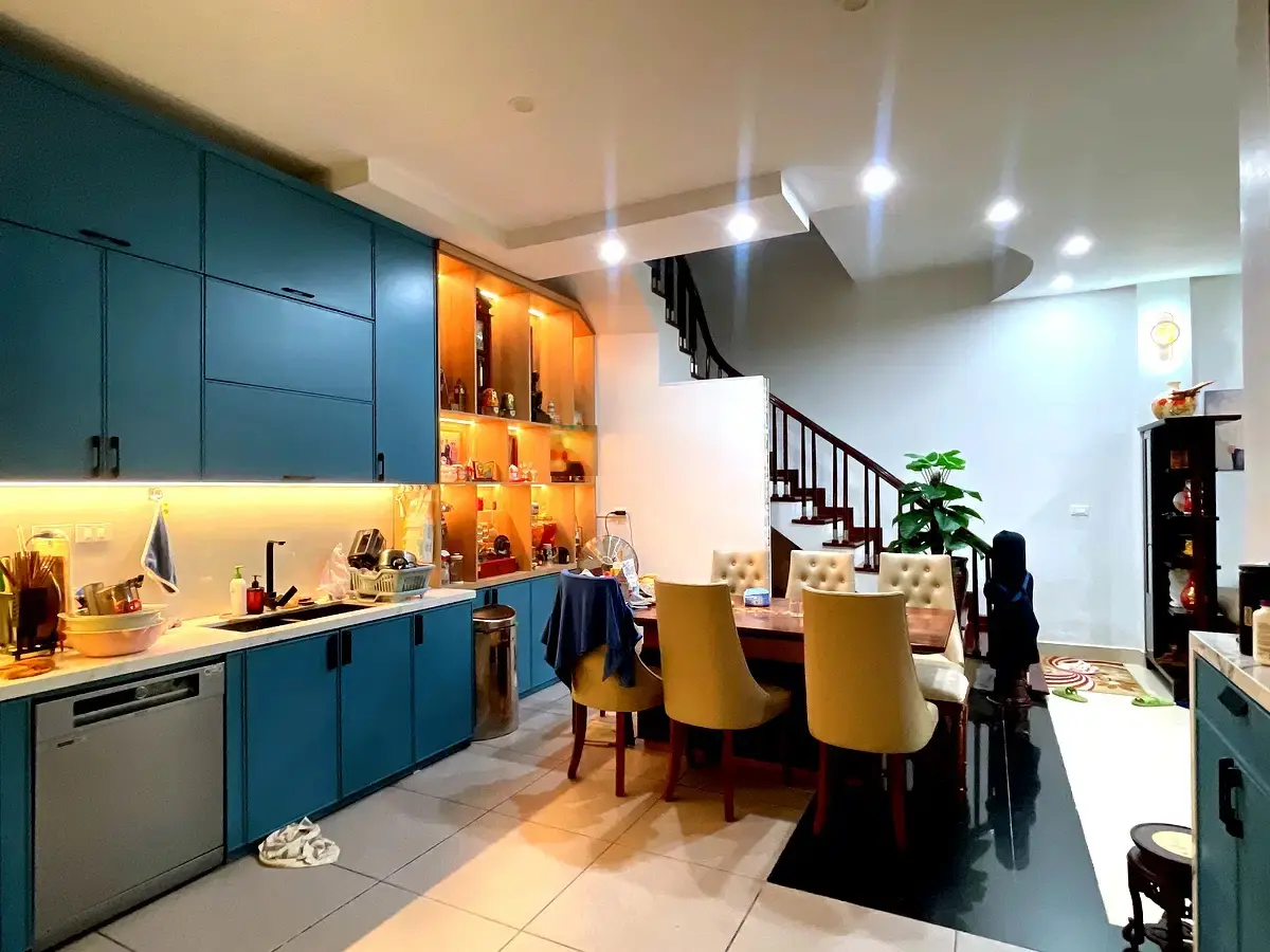Bán nhà phân lô vip đường Bưởi - gara ô tô, vỉa hè rộng, khu dân trí cao - 71m2 x 4T - nhỉnh 25 tỷ
