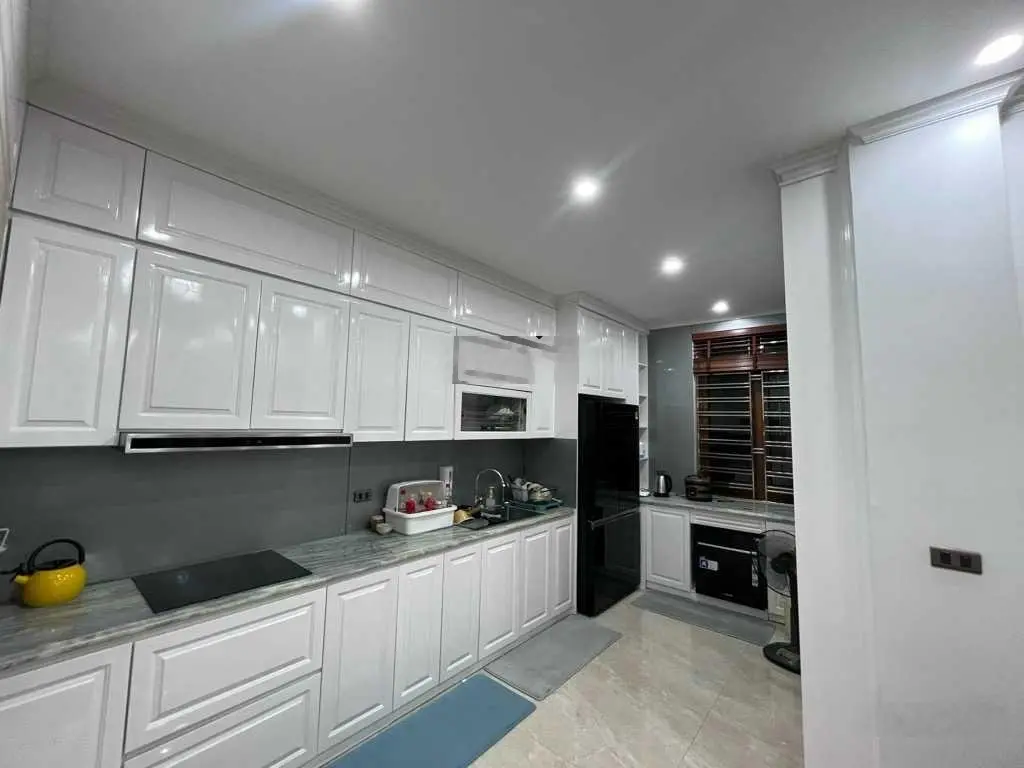 Bán biệt thự đơn lập 4 mặt thoáng khu biệt thự 67 Phùng Khoang 5 tầng, 143m2, mt 8.2m giá 29.5tỷ