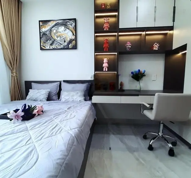 Bán gấp nhà ngay Ngã Tư Ga - full nội thất - Thạnh Lộc Quận 12 - sổ hồng riêng - 60m2 - giá 3 tỷ 1