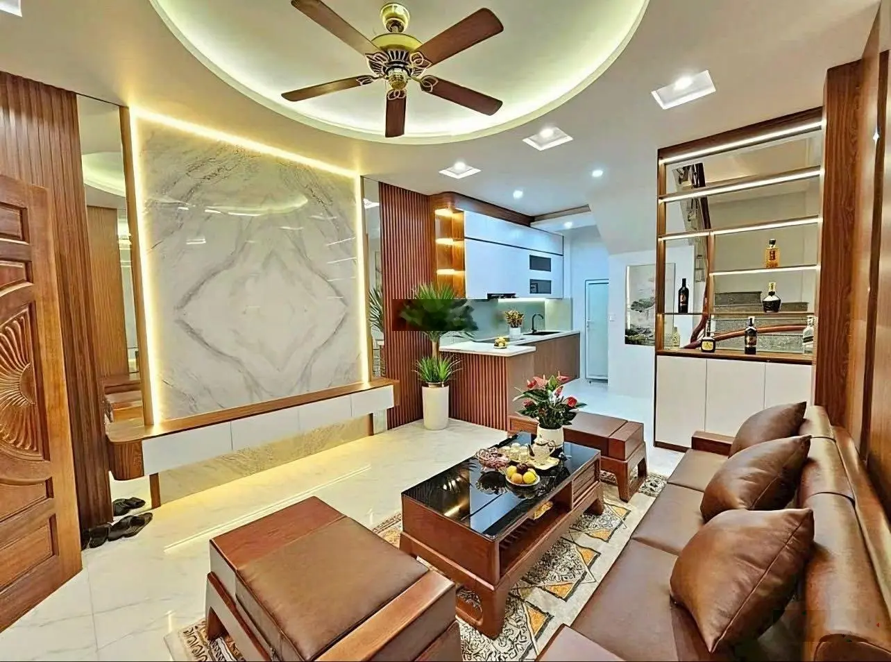 Nhà ở tại đường Hoàng Mai, phường Hoàng Văn Thụ, ngõ thông 4 hướng, nhỉnh 5 tỷ