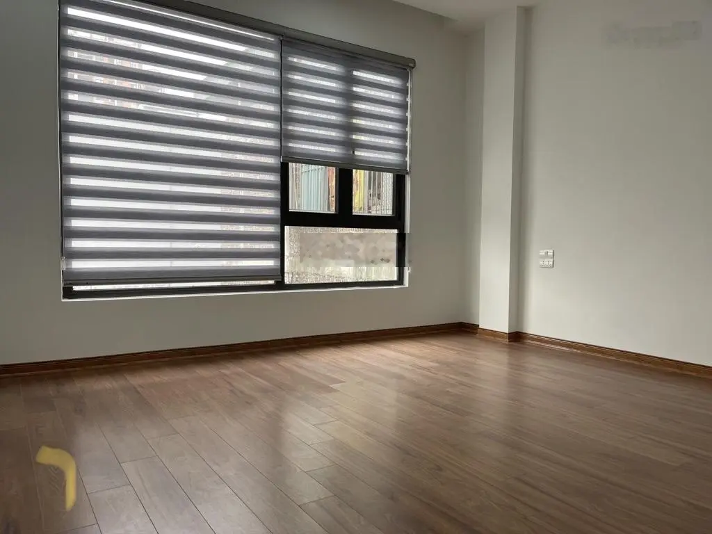 Bán nr hiếm,trung tâm phố ngọc thuy, ô tô đỗ cửa, 3 mặt thoáng nhà dân xây, dt58m=4t giá :10,85tỷ