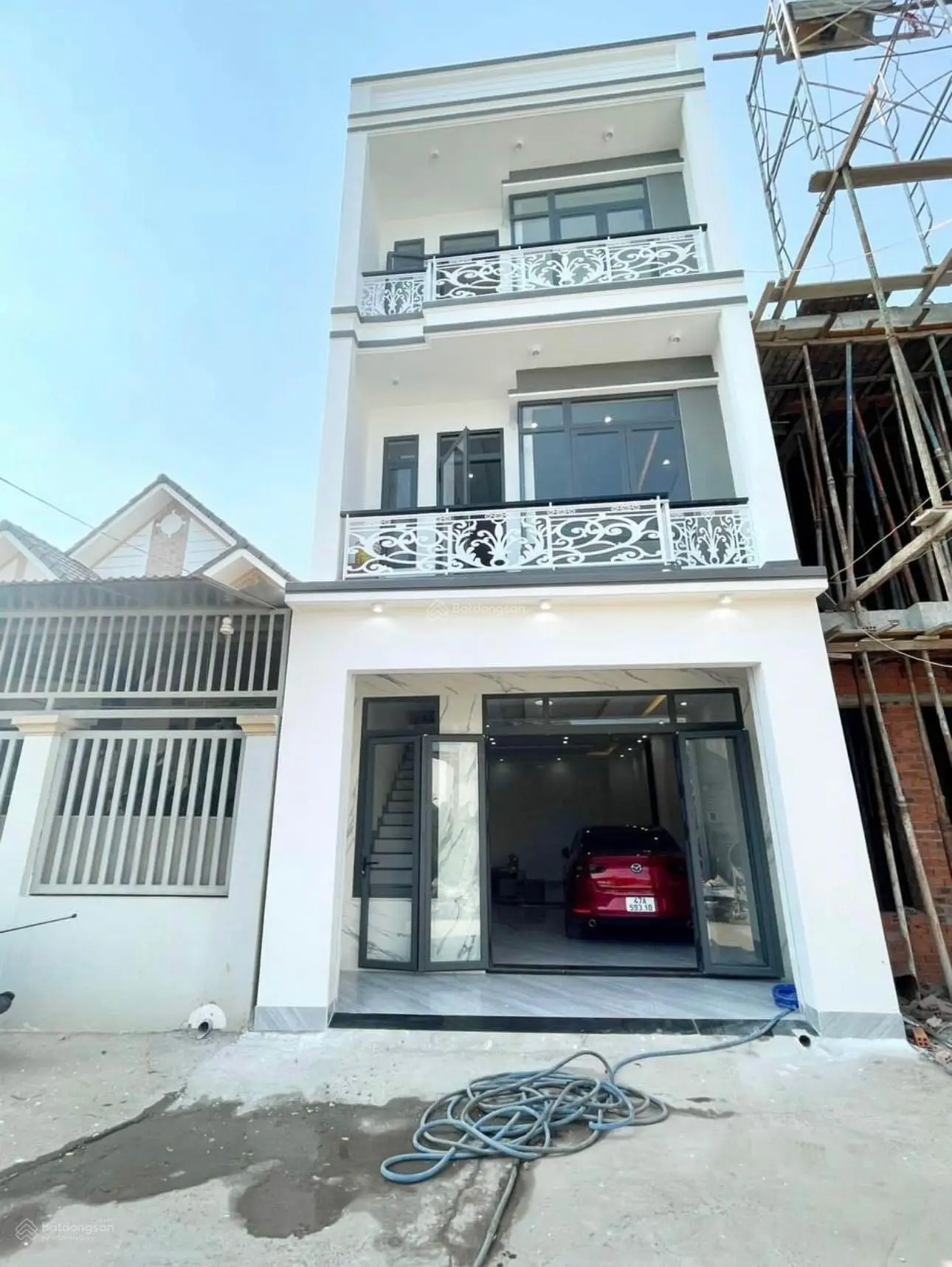 Nhà 3 tầng - phường Tân Lợi - hẻm ô tô Nguyễn Hữu Thấu chỉ 3.1 tỷ, diện tích sử dụng 170m2
