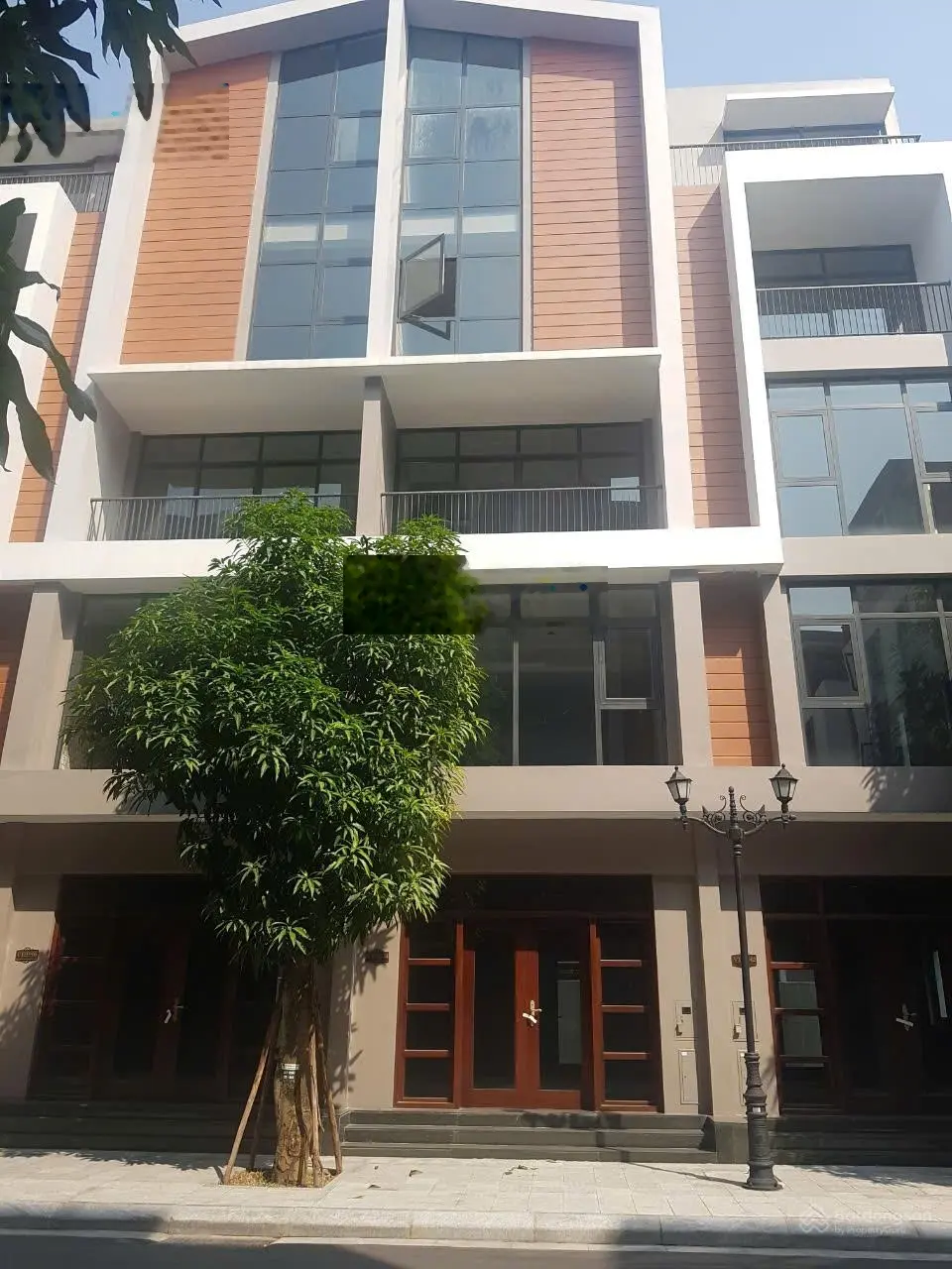 Sở hữu ngay căn sổ đỏ lâu dài Ánh Dương 54m2 với giá nhỉnh 7 tỷ tại Vin 3