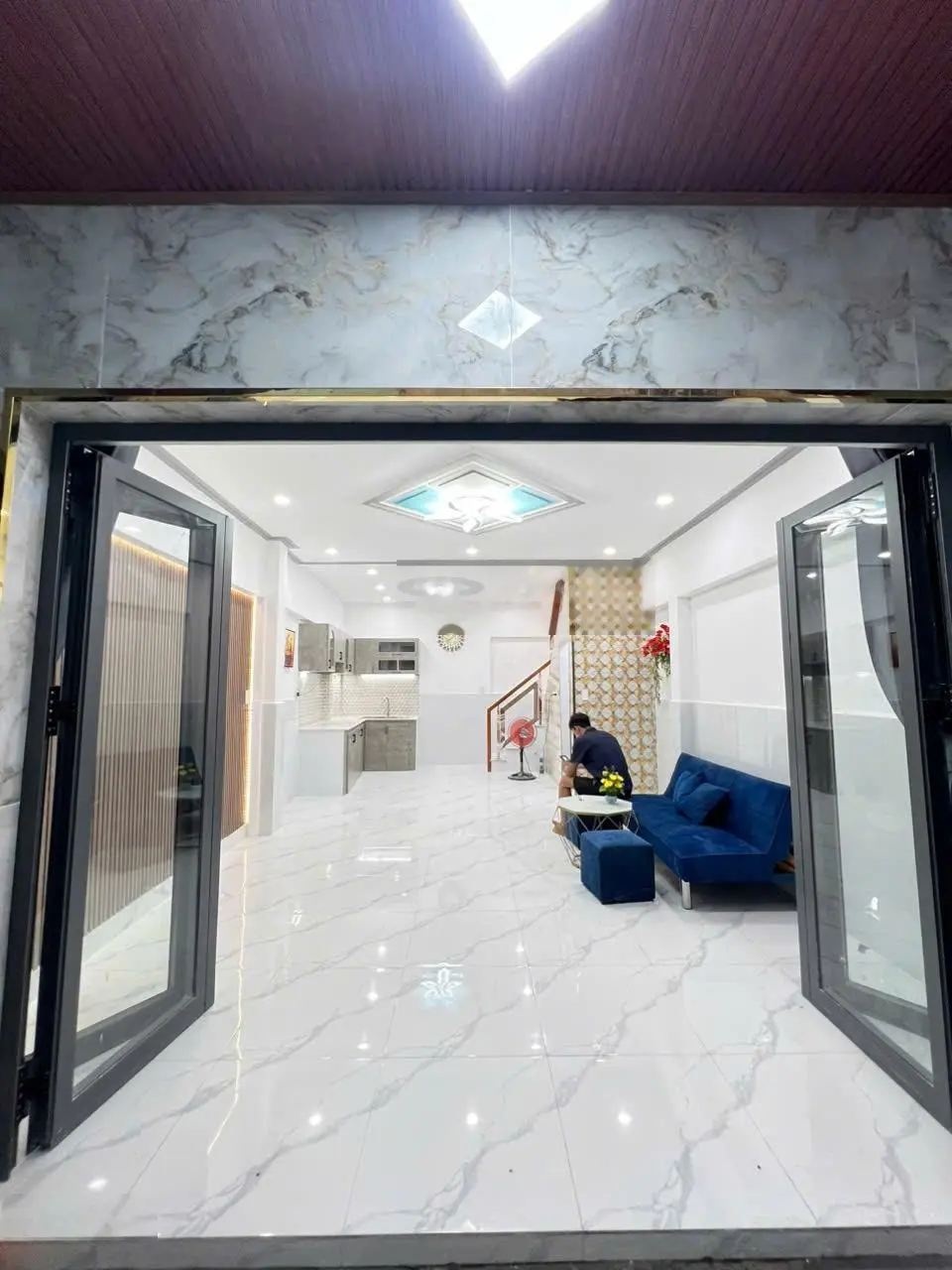Nhà đẹp Lạc Long Quân, Phường 3, Quận 11, giá chỉ 3 tỷ 990 triệu (thương lượng nhẹ)