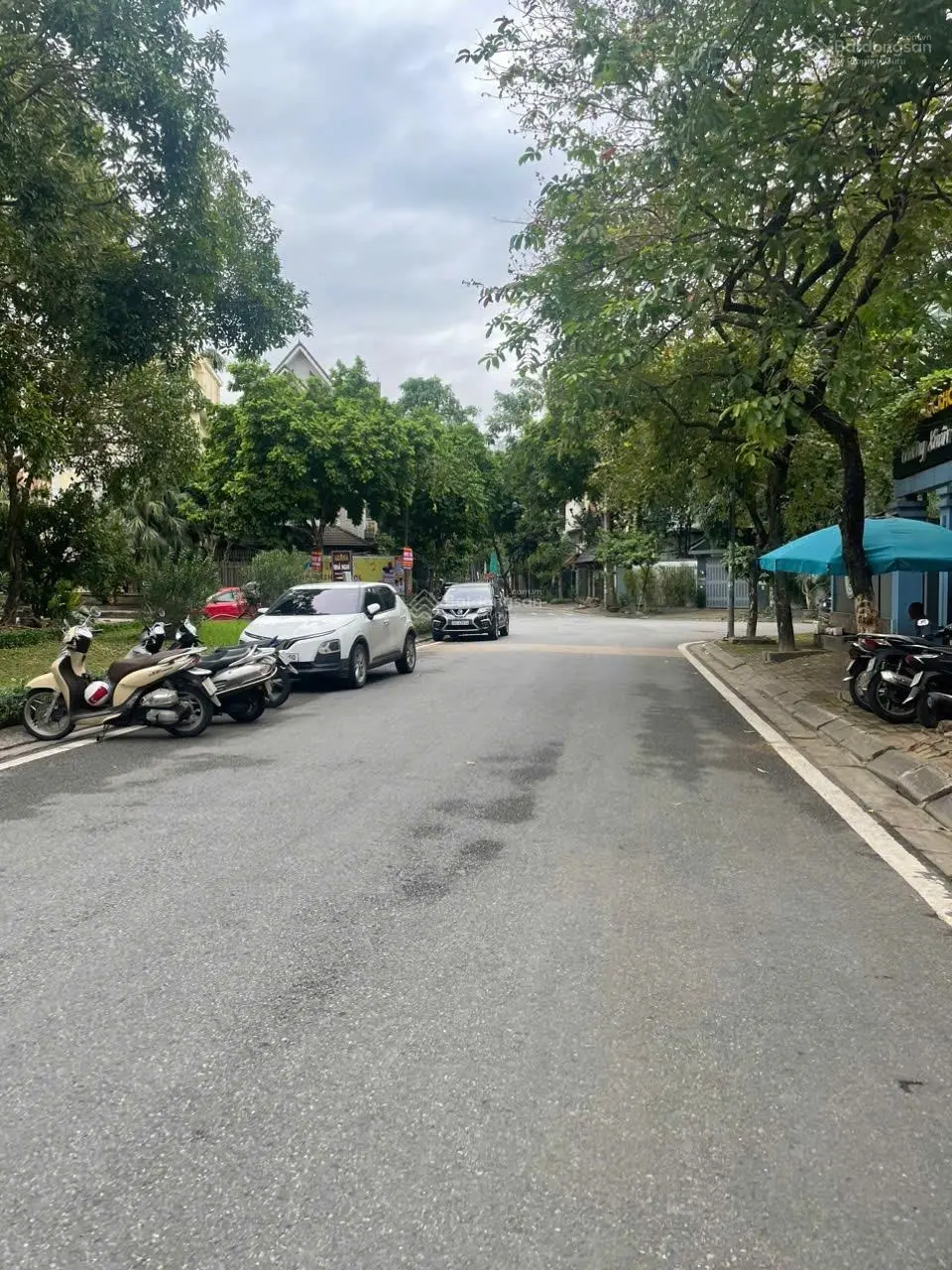Biệt thự 232m2 Linh Đàm sân vườn tiểu cảnh đẹp giá 46 tỷ