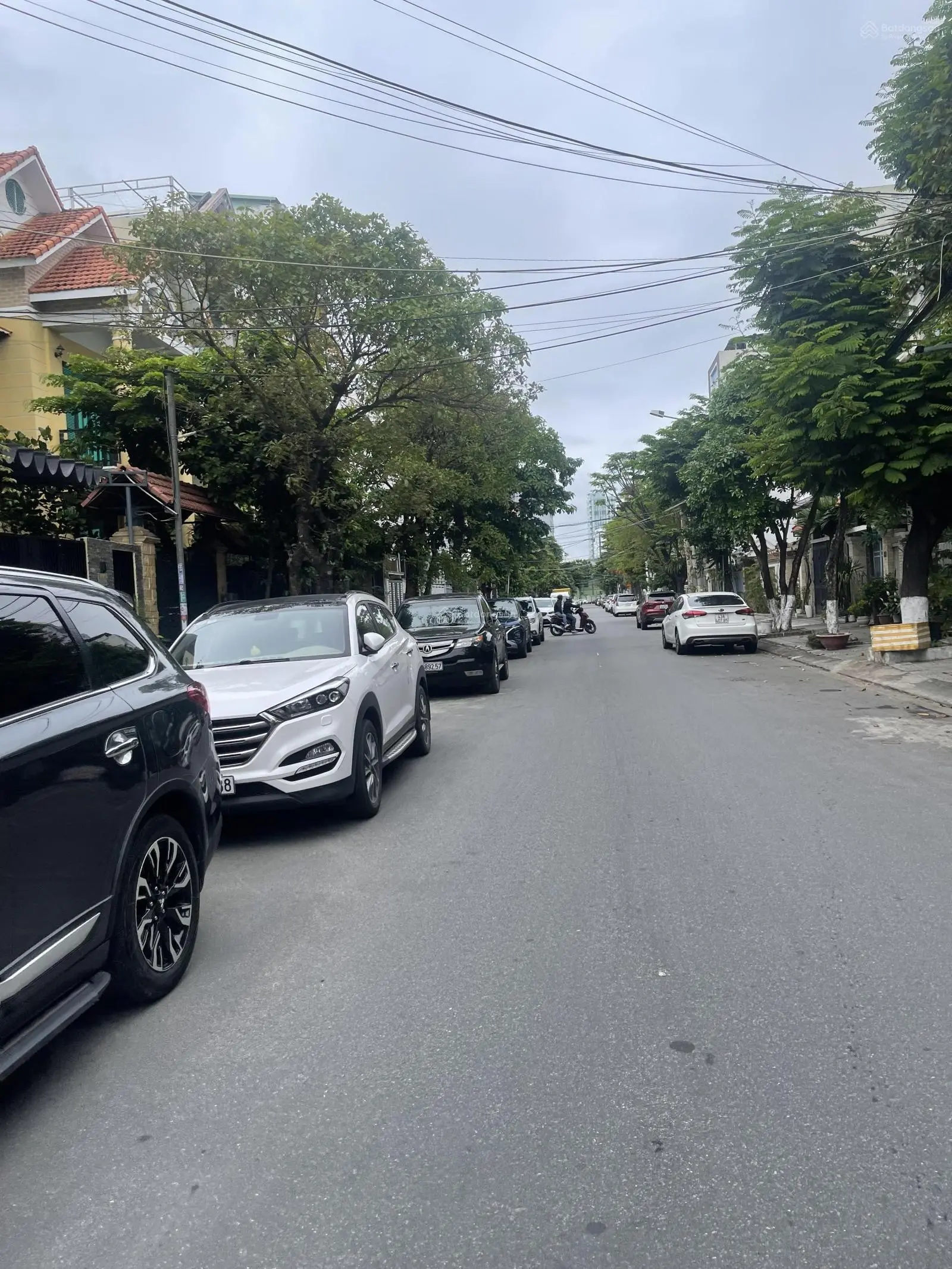 Nhà mặt tiền 3 mê đường 7,5m Ỷ Lan Nguyên Phi giá sụp hầm
