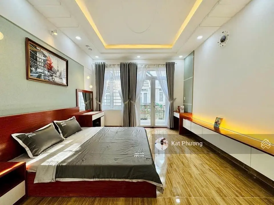4 tầng BTCT - 75m2 ngang 4.5m-HXH - nhà hẻm 320 Trần Bình Trọng khu vip Quận 5 - kế hồ bơi Lam Sơn