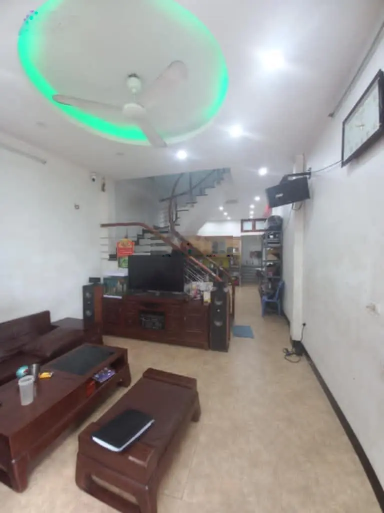 Nhà Cổ Nhuế - Bắc Từ Liêm - DT 62m2 3tầng giá 6.89 tỷ khu đang phát triển toàn biệt thự ô tô đỗ