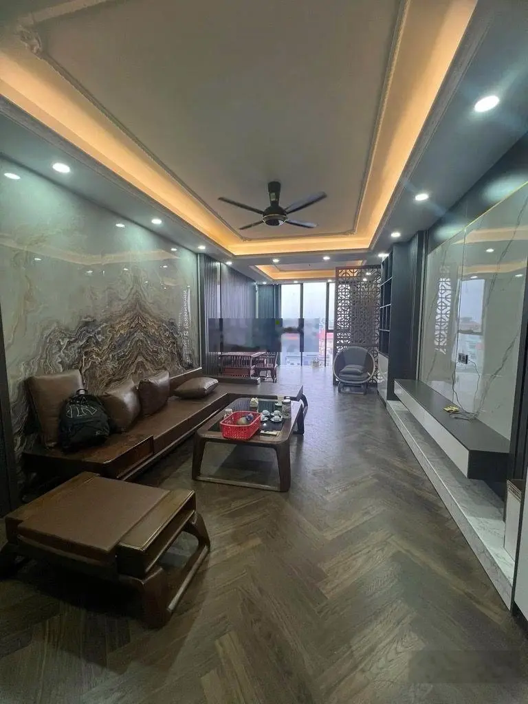 Bán nhà mặt phố đàm quang trung 7 tầng, thang máy, gara ô tô - giá 20tỷ. (có thương lượng) v