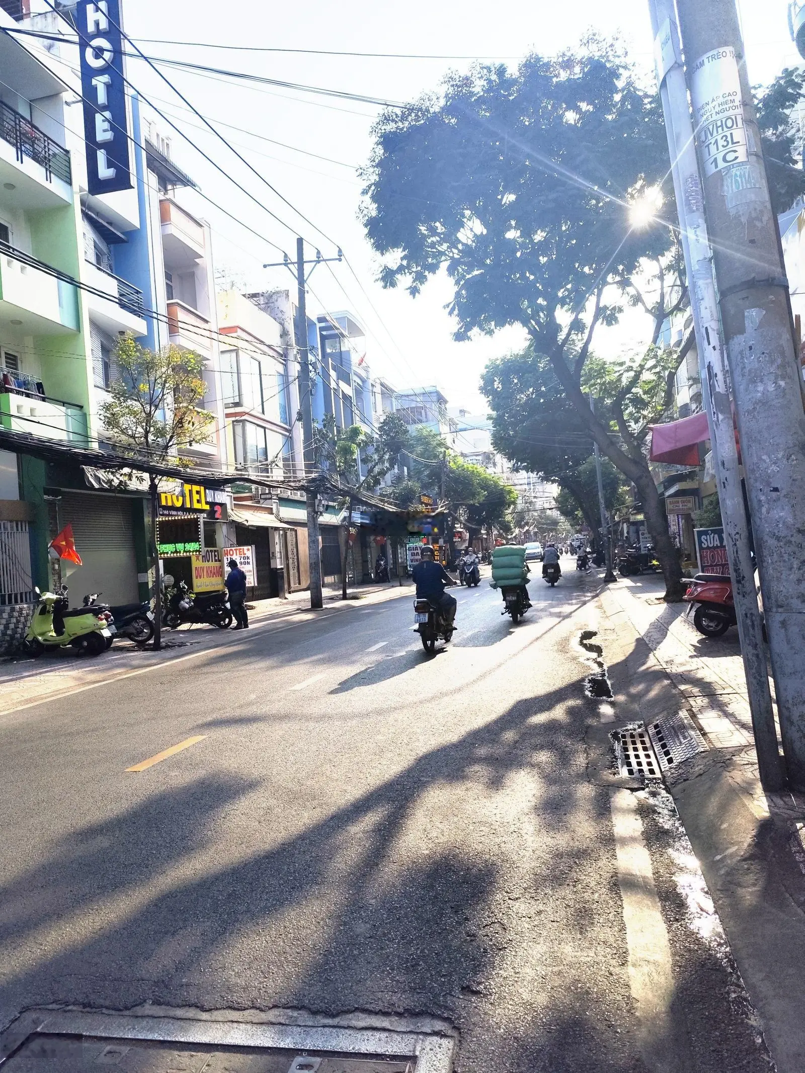 SP đầu tư .DT lớn 64m2 . 5tầng BTCT hoàn công đủ . Kdc hiện hữu . quầy đầu . Chỉ 12 nhỏ TL