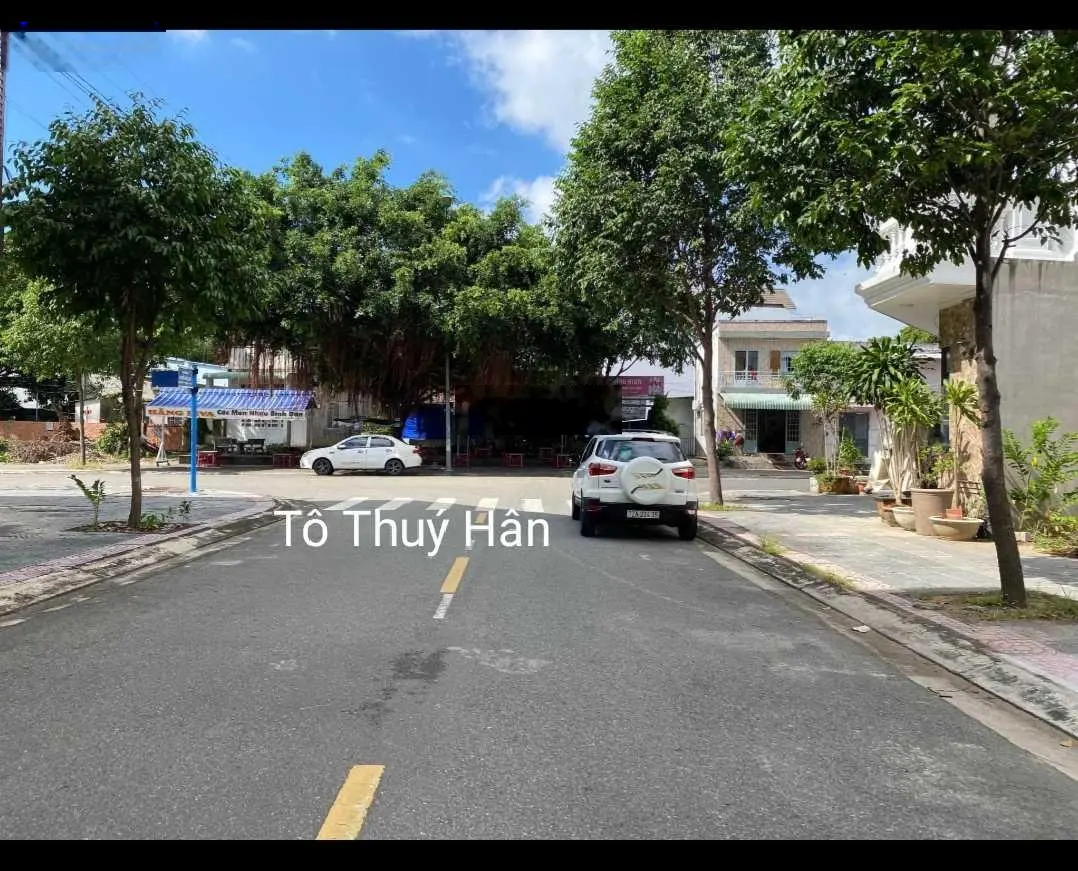Bán gấp 304m2 mặt tiền Đinh Bộ Lĩnh, khu dân cư đông đúc, kinh doanh buôn bán được, Giá 2 tỷ 350
