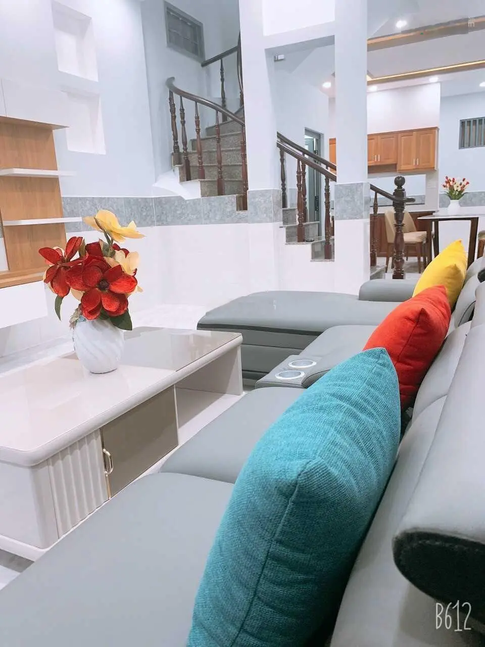Chủ thanh lý nhà Nguyễn Sỹ Sách, Tân Bình, nhà đẹp SHR DT 40m2 giá 2 tỷ 1