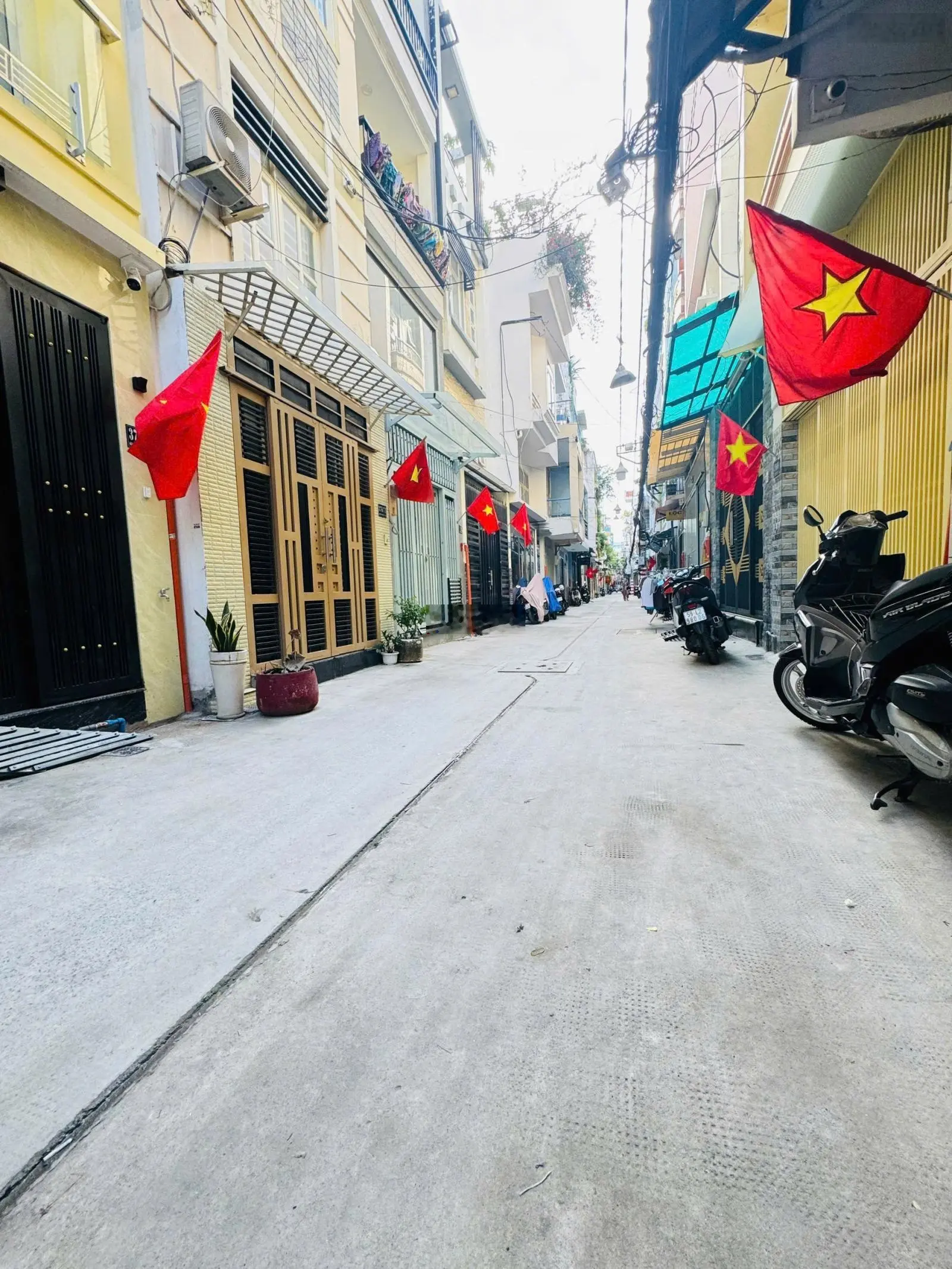 Nhà mới đẹp, nội thất cao cấp. Bán gấp NR 25m2 ở Nguyễn Đình Chiểu, Quận 3 giá 7,2 tỷ TL mạnh