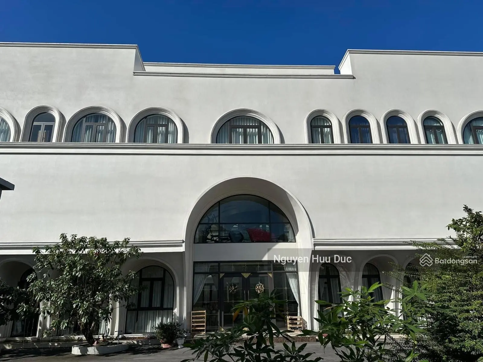 Bán biệt thư siêu đẹp (1.770m2 thổ cư 300m) phường Chánh Mỹ, Tp Thủ Dầu Một, Bình Dương