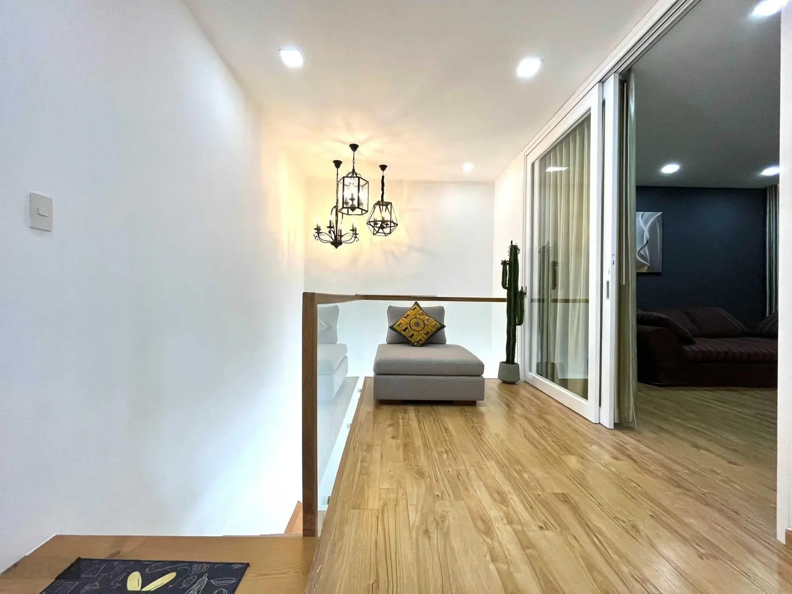 Bán nhiều căn hộ duplex Star Hill, PMH, Q7 dt: 137m2, 3PN, 2WC giá từ 8 tỷ em Nguyên 0906 752 ***