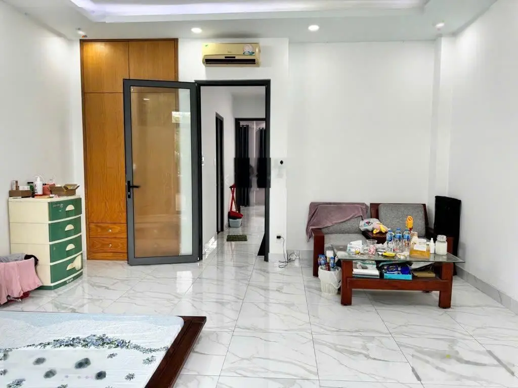 NHÀ NGUYỄN CỬU VÂN , P17 , BÌNH THẠNH ; 90M2 (5*18) , 4 TẦNG _ HẺM 8M .GIÁ 17,5 TỶ .