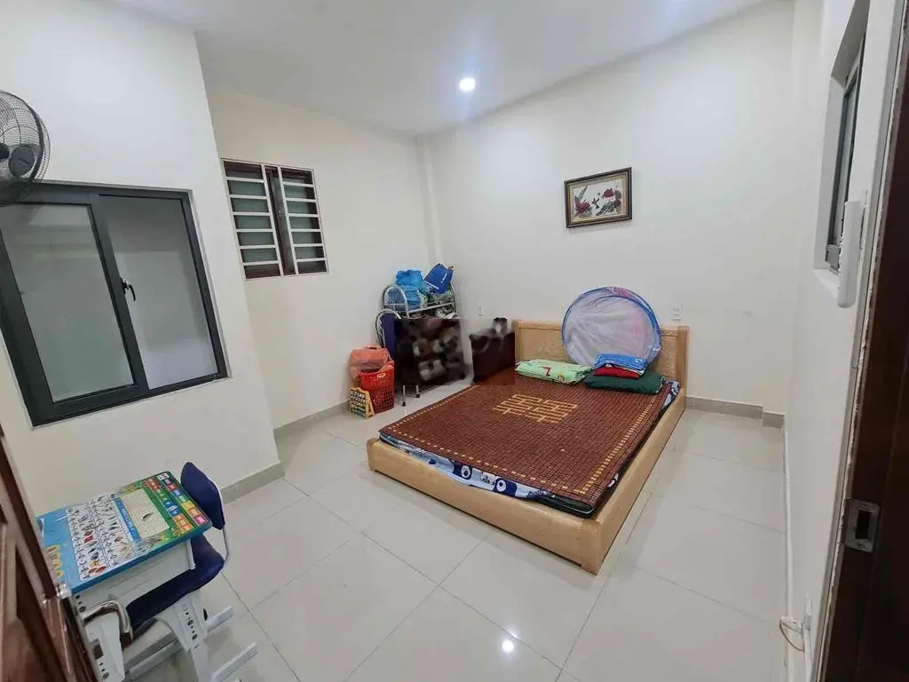 NHÀ ĐƯỜNG SỐ 8 LINH ĐÔNG THỦ ĐỨC 3TẦNG DT:55M2 GIÁ 5TỶ HƠN