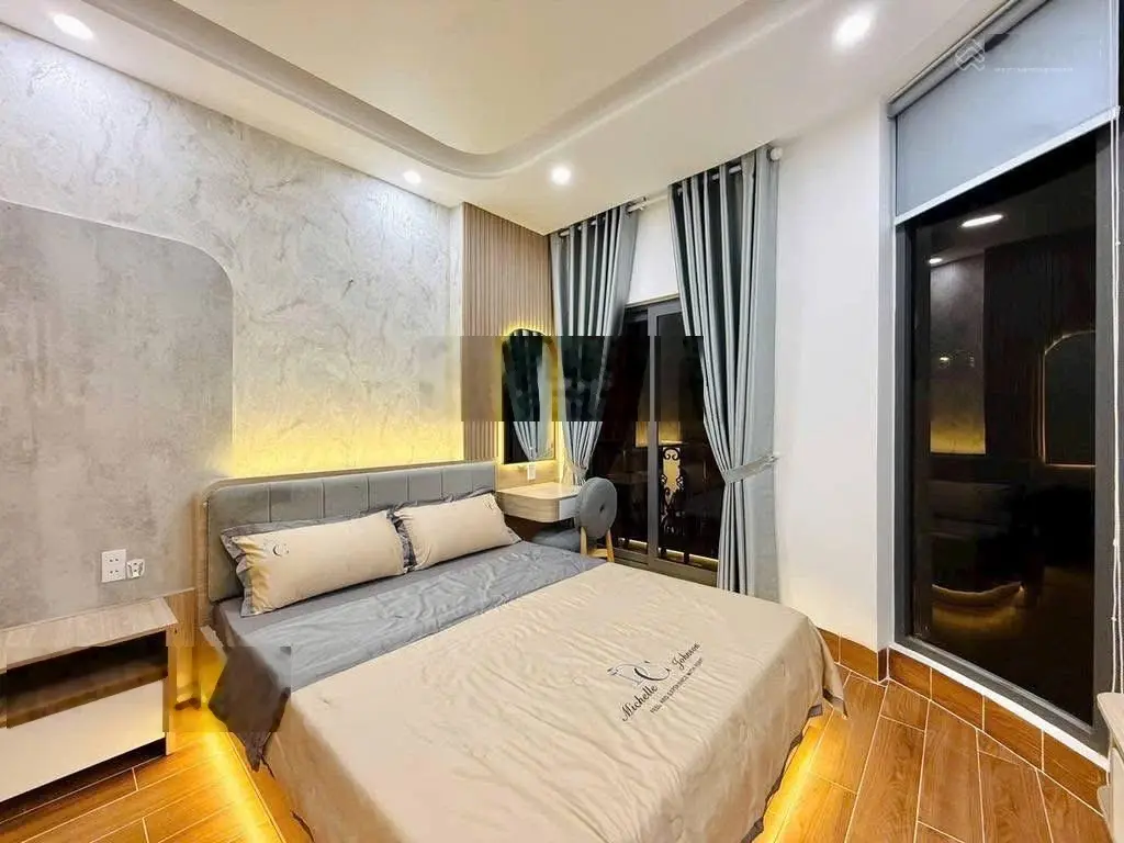 Chú Năm đi mỹ định cư bán gấp nhà giá rẻ tại đường Bàu Bàng, P13, Tân Bình| Giá 3,270 tỷ| DT 44m2