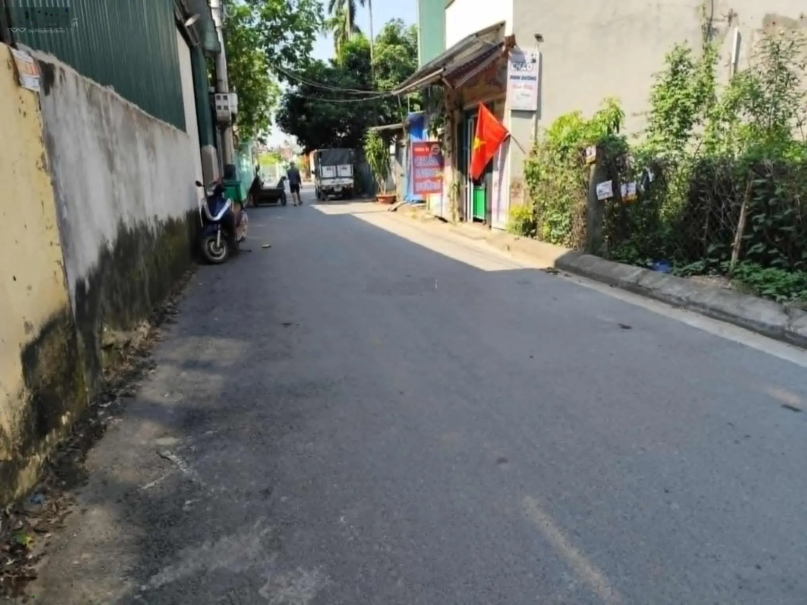 Nhà đẹp cổ nhuế -bắc từ liêm -dt *62m* 3tầng *giá * 6,89 tỷ* vài bước ra đường lớn ngõ thoáng mát