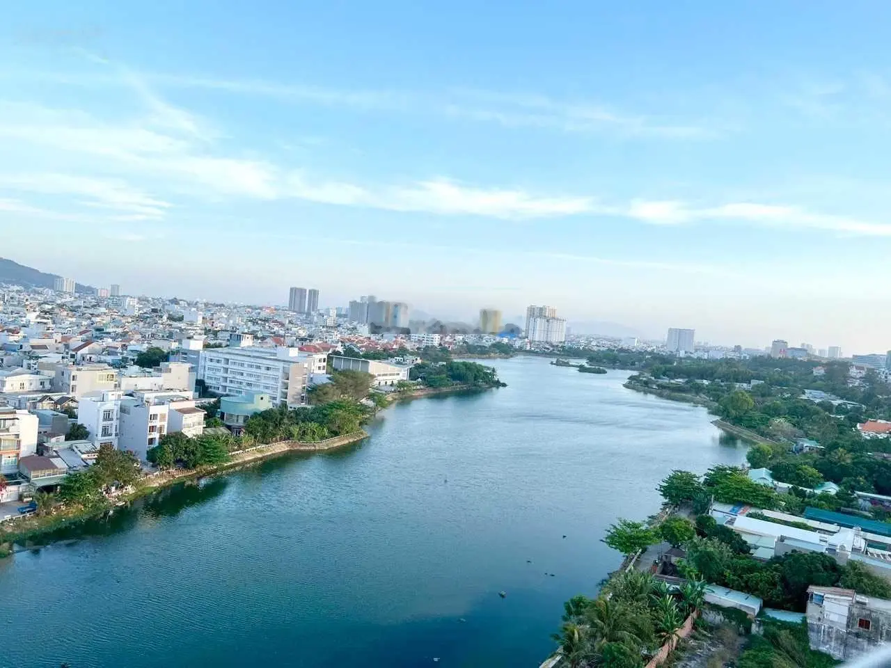 Chuyển nhượng 2 căn hộ Melody 2 phòng ngủ giá tốt chỉ 2.5 tỷ - Em Tiên chuyên Melody