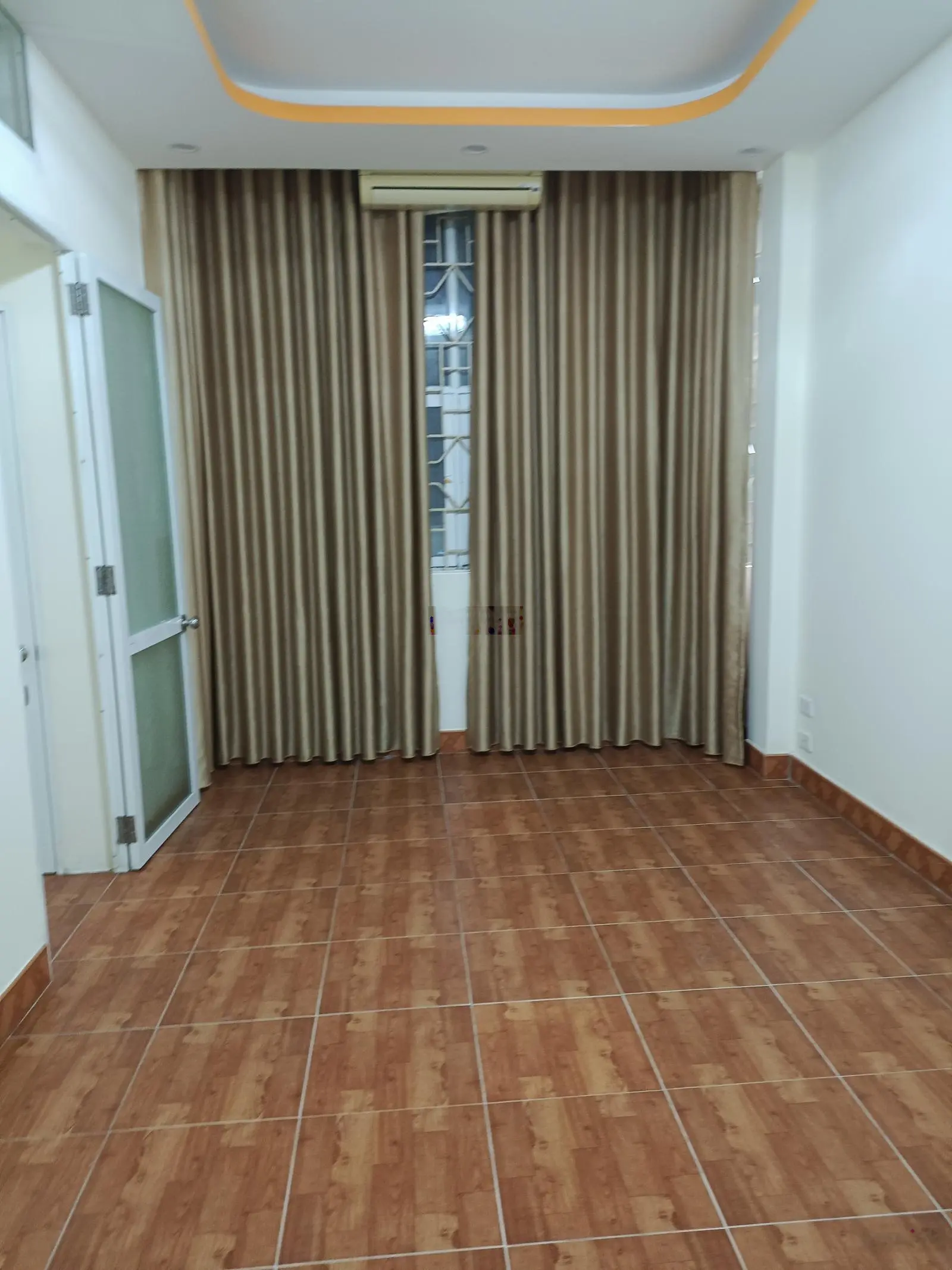 Bán nhà phố phùng 40m2, 2 tầng 4m mặt 5.9 tỷ