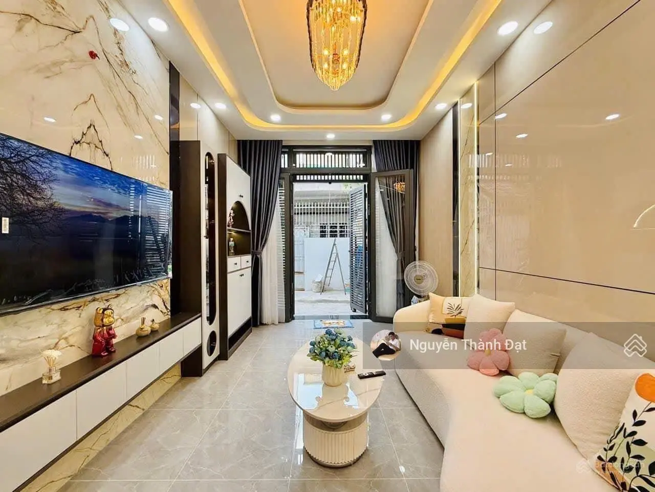 Nhà mặt tiền đường gần chợ Bình Chánh - đang cho thuê 9tr/tháng