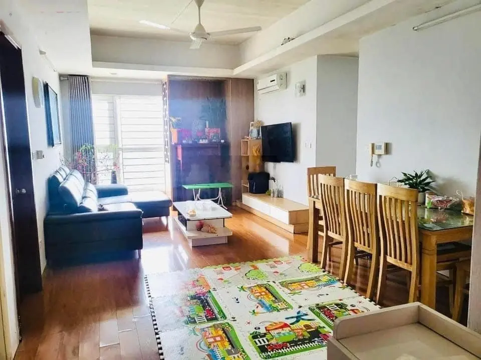 Chính chủ cần bán gấp căn hộ ct8 dt 86m2 căn góc full đồ giá 3.6 tỷ Kđt dương nội