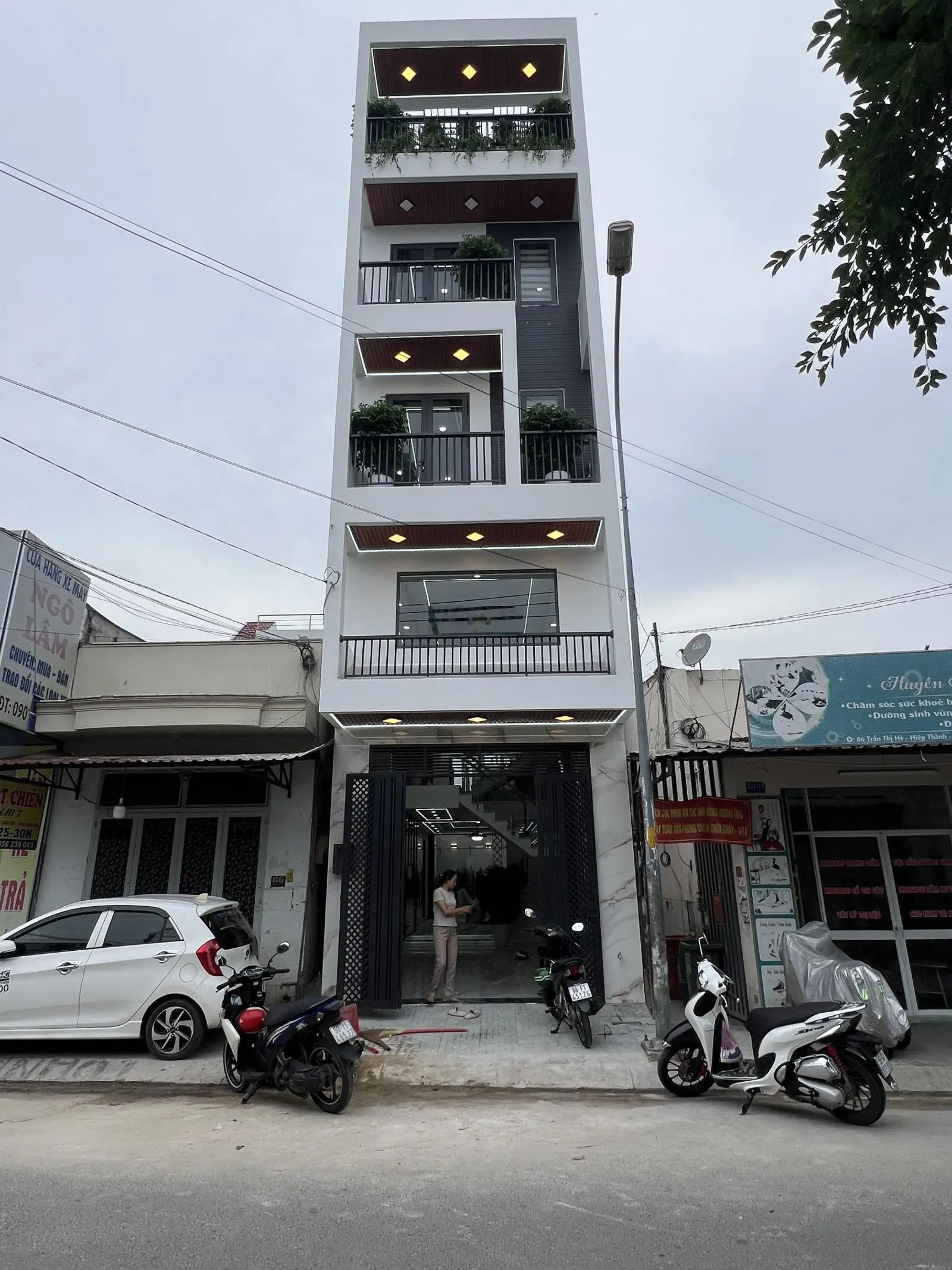 Bán nhà đẹp mặt tiền đường Trần Thị Hè Phường Hiệp Thành Quận 12
