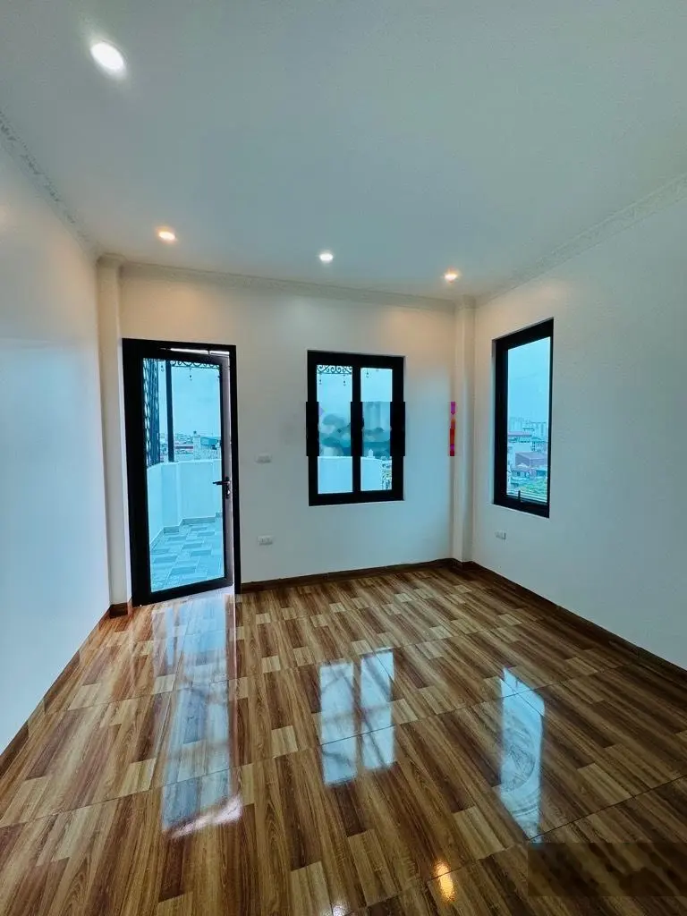 Mặt Bờ Sông Sét hàng xóm chung cư Nam Đô 45m2 x 6 tầng thang máy kinh doanh bất chấp nhỉnh 14 tỷ