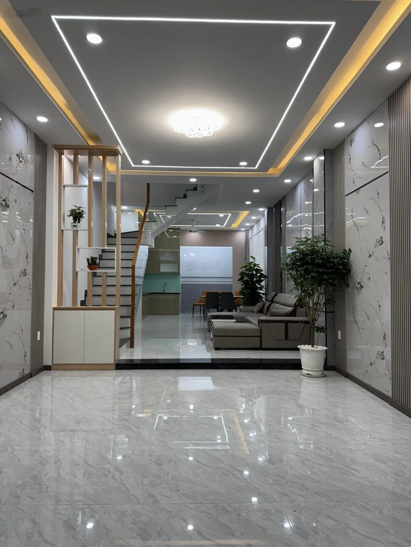 Nhà Bình Hoà , TP Thuận An Ngay KCN Vsip1, Chợ 434 ( Sổ Đã Hoàn Công).