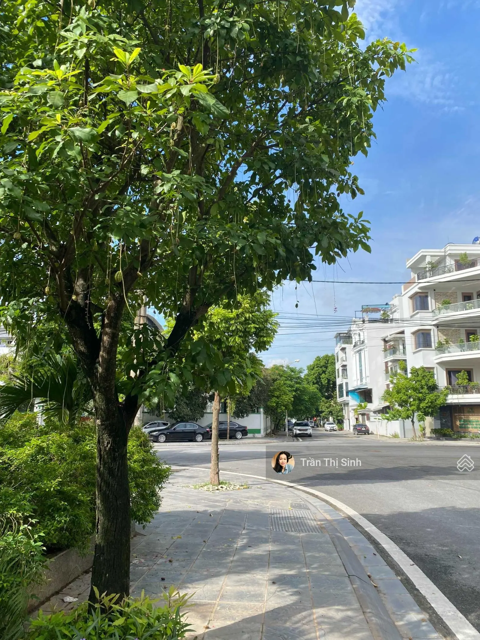 Mặt phố quận Long Biên, vỉa hè 7m, nhà đẹp 2 thoáng dòng tiền 20tr/th vừa ở vừa kinh doanh 96m2