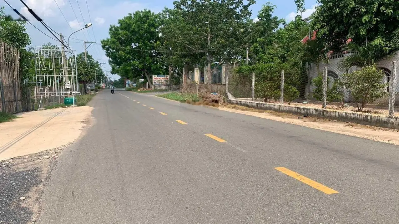 Bán đất 3,77 tỷ, diện tích 703m2 tại Nguyễn Hữu Thọ, Phường Hiệp Ninh. Sổ hồng, đất sạch