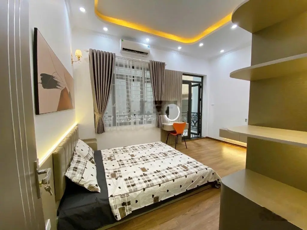 Bán nhà An Dương, Yên Phụ, 42m2, 5 tầng full nội thất ở ngay. ngõ rộng và nông, chỉ 7,5 tỷ.