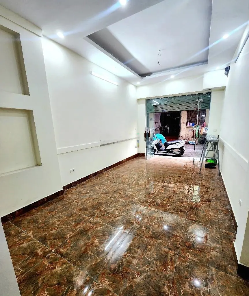 Chính chủ bán nhà riêng tại đường Tân Mai, giá 8,9 tỷ vnd, diện tích 40m2