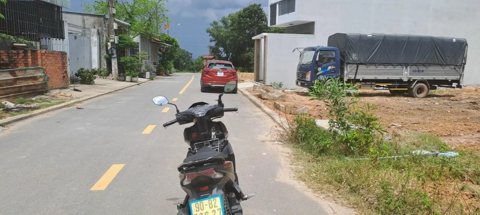 Cần bán lô đất đường Tân Hiệp thuộc Dĩ An gần chợ Phú An giá bán nhanh 1.700.000.000