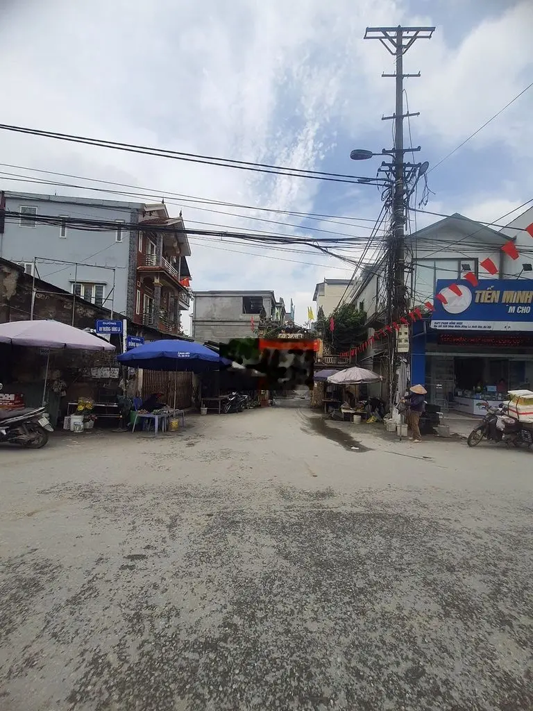 ĐÔNG LA- TÂY MỖ-33M2-MT 3.2M-Ô TÔ-2.7 TỶ-2THOÁNG- AN SINH GẦN VINSMAT