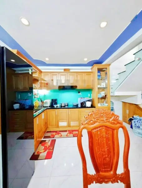 Chính chủ kí bán SHR full thổ cư 1 trệt 1 lửng 1 lầu đường thông thoáng, khu dân cư đồng bộ