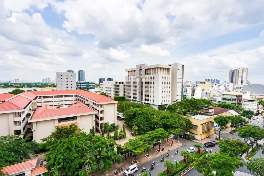 Bán Officetel Saigon Royal Block A 43m2 view mặt sông Nguyễn Trường Tộ