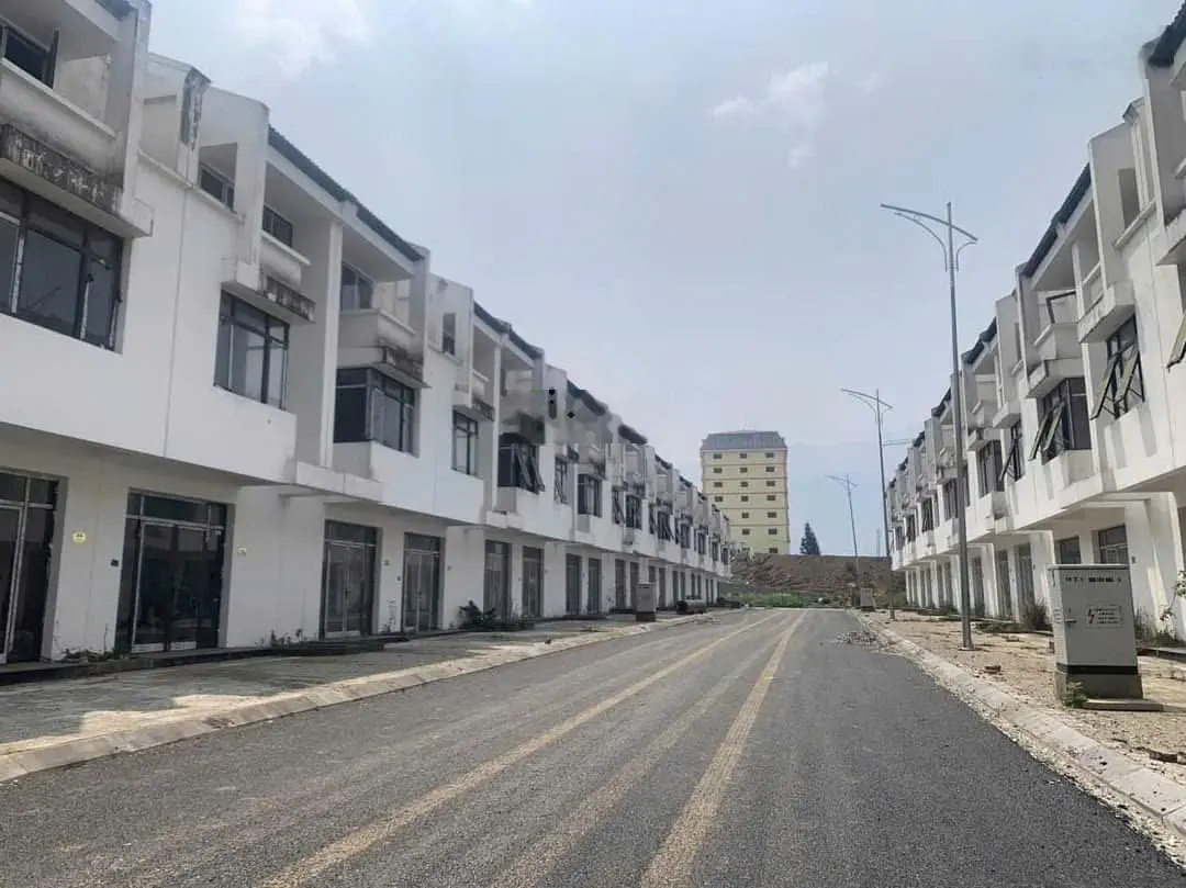 Suất ngoại giao độc quyền nhà phố Sapa đã có sổ đỏ phù hợp đầu tư kinh doanh lãi vốn X3 trong 2 năm